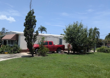 2845 Se Carroll Street - Photo 1