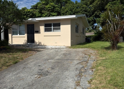 307 Northlake Drive - Photo 1