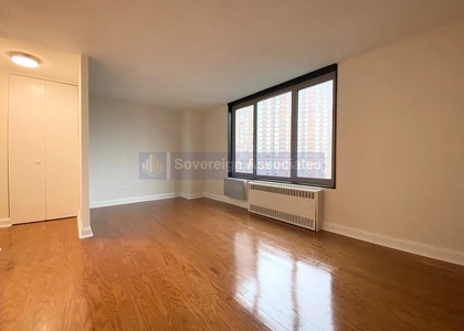 3333 Broadway - Photo 1