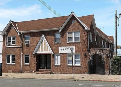 45-11 Little Neck Parkway - Photo 1
