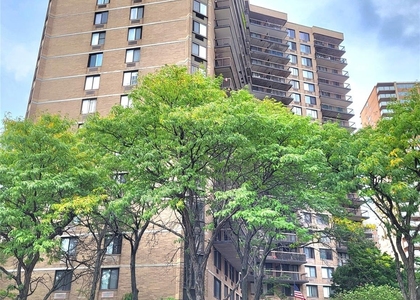 138-35 Elder Avenue - Photo 1