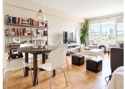 33 Greenwich Avenue - Photo 1