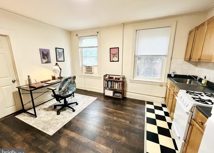 526 19th N - Photo 1