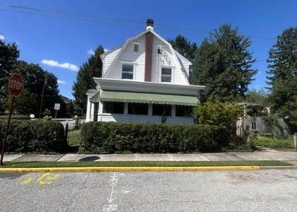 515 S York Street - Photo 1