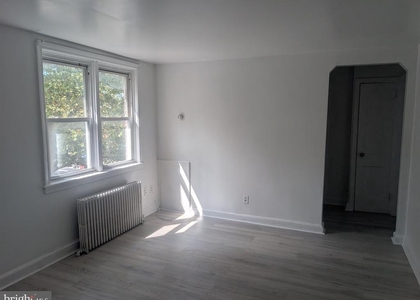 506 Pfeiffer Street - Photo 1