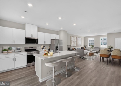 139 Essex Drive - Photo 1
