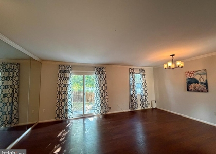 4 Prairie Rose Lane - Photo 1