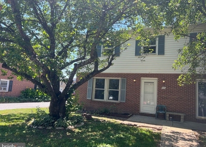 314 Franklin Street - Photo 1