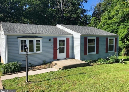 7313 Inwood Avenue - Photo 1