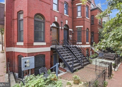 1110 P Street Nw - Photo 1