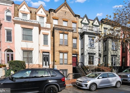 1729 U Street Nw - Photo 1