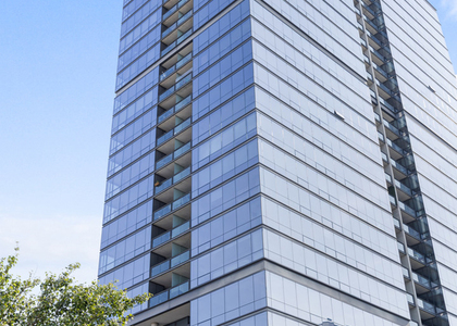860 W Blackhawk Street - Photo 1