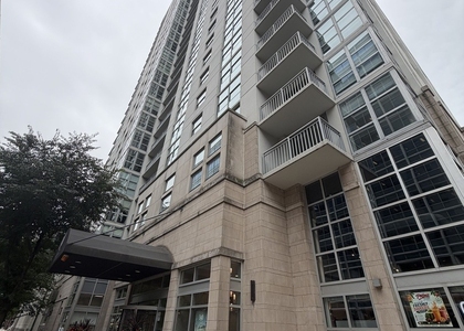 180 N Jefferson Street - Photo 1