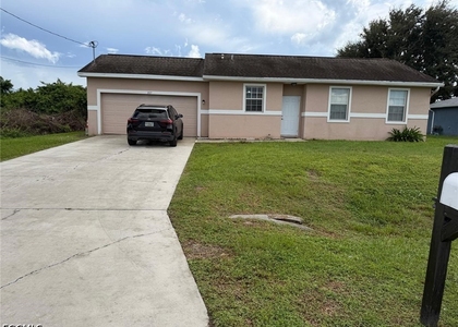 3117 25th Street Sw - Photo 1