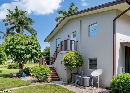 180 Cypress Way E - Photo 1