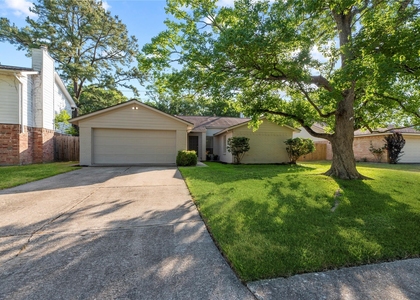 17114 Banchory Avenue - Photo 1