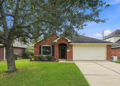 6806 Topsfield Point Drive - Photo 1