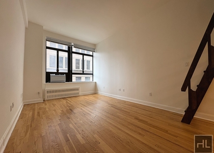 Astor Place - Photo 1