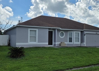 913 Cambridge Court - Photo 1
