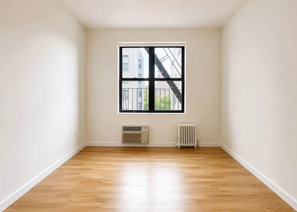 225 East 10th Street - Photo 1