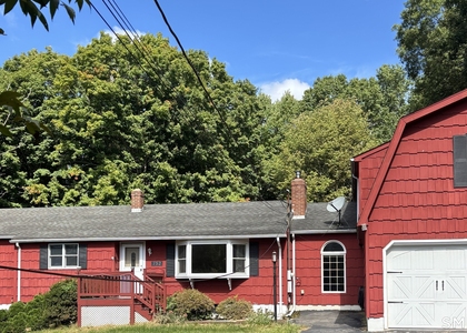 752 New Haven Avenue - Photo 1