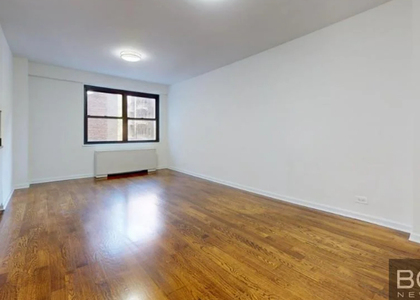 East 16th Street - Photo 1