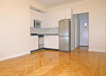 W 13th St - Photo 1