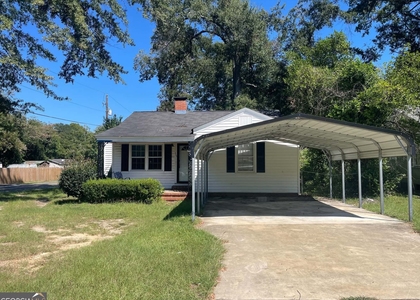 115 West Drive - Photo 1