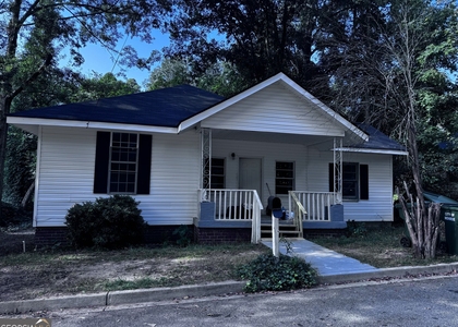 134 W 5th Street - Photo 1