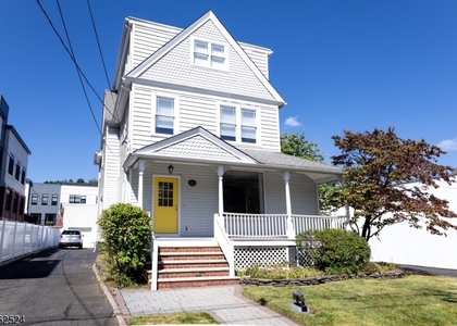 393 Millburn Ave - Photo 1