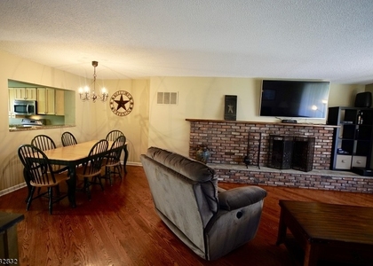 9 Dorado Dr - Photo 1