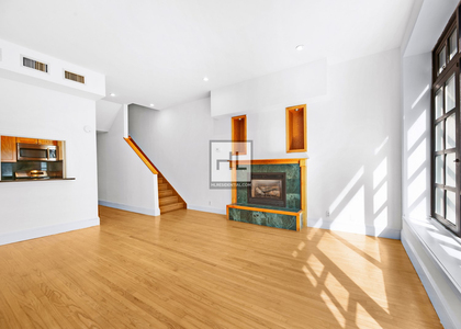 East 57 Street - Photo 1