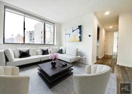 West 43 Street - Photo 1