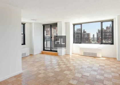 East 40th Street - Photo 1