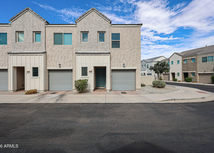 2236 W Laurie Lane - Photo 1