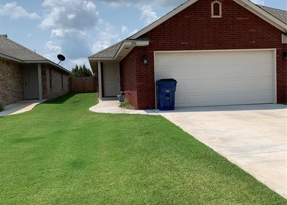 202 Woodbriar Road - Photo 1