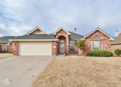 3234 Valley Forge Road - Photo 1