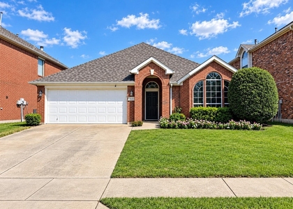 4525 Dragonfly Way - Photo 1
