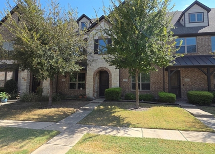 6209 Davison Way - Photo 1