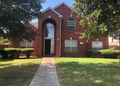 1911 Bridgewater Drive - Photo 1