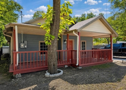 912 W Belt Line Road - Photo 1
