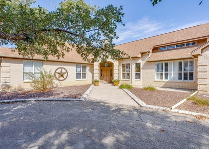 2112 Miller Court - Photo 1