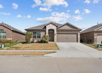 308 Youngblood Lane - Photo 1