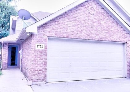 1722 Scenic Drive - Photo 1