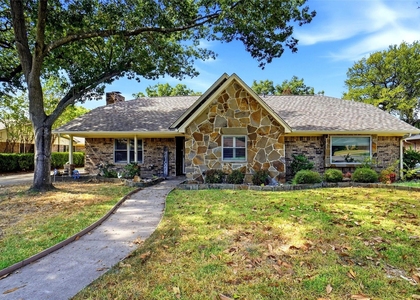 1319 Chestnut Road - Photo 1