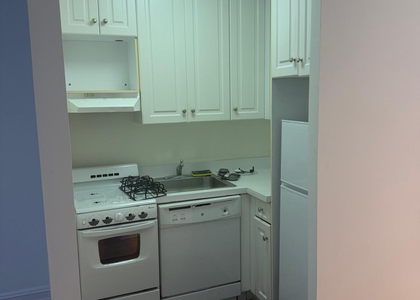 East 46th Street - Photo 1