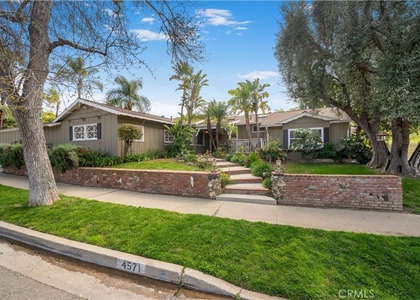 4571 Canoga Drive - Photo 1