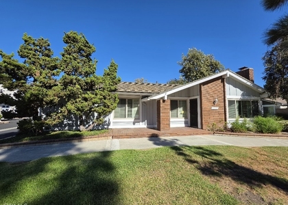 3709 S Sea Cliff - Photo 1