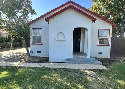 111 E Moneta - Photo 1