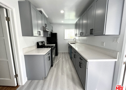11768 Gateway Boulevard - Photo 1